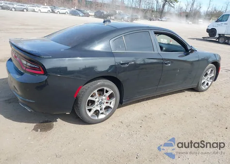 2016 Dodge Charger Sxt z USA, uszkodzony, nr VIN 2C3CDXJG5GH252181
